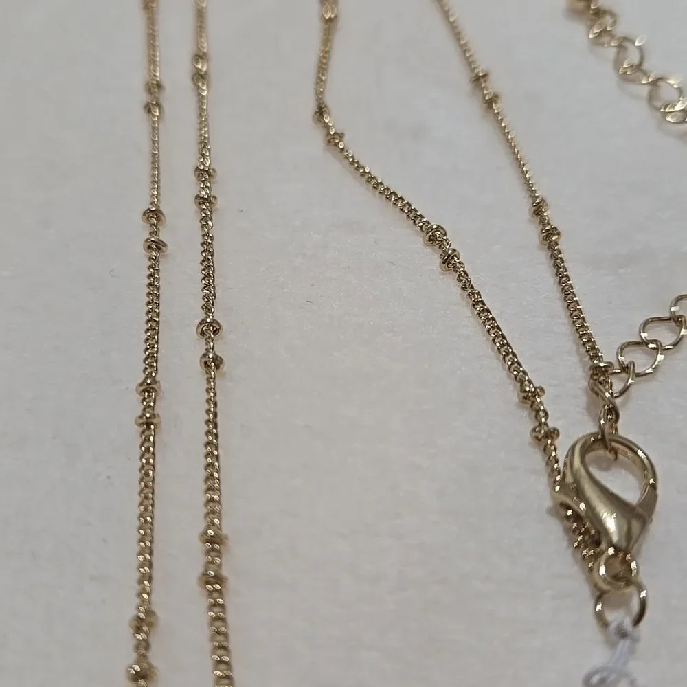 Pyramid Bar Pendant Necklace